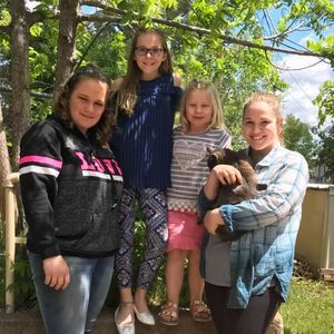 Meet your Posher, Kryschella